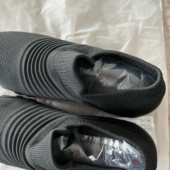 Hyper Soft sneakers 5.5 US - Picture 4 of 4